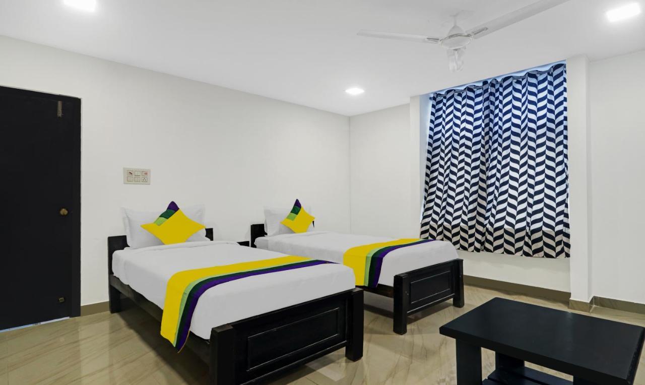 Itsy By Treebo - Lg Grand Inn Haïdarabad Extérieur photo