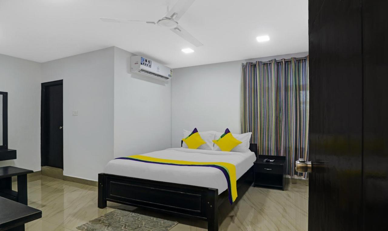 Itsy By Treebo - Lg Grand Inn Haïdarabad Extérieur photo