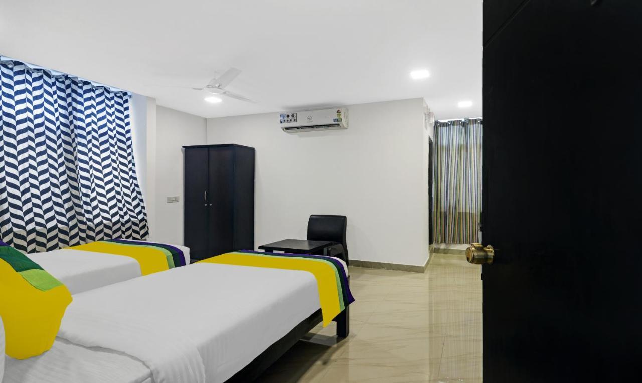 Itsy By Treebo - Lg Grand Inn Haïdarabad Extérieur photo